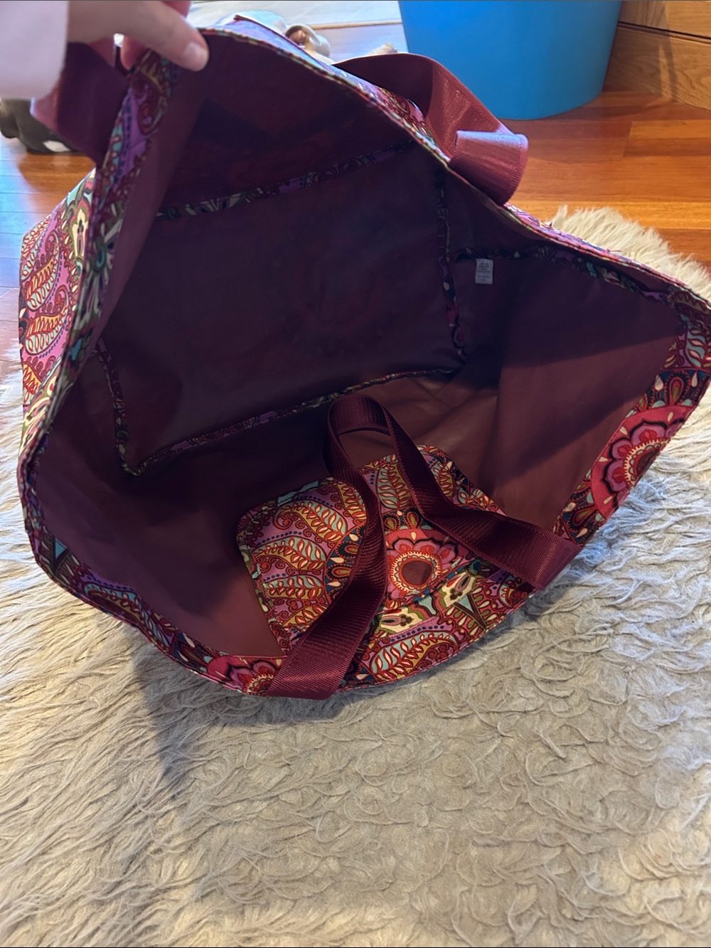 Vera Bradley Resort Medallion Paisley Print Tote in Pink and Burgundy - Picture 7 of 9